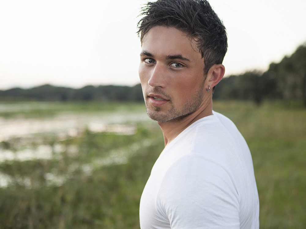 9 Random Questions With Michael Ray